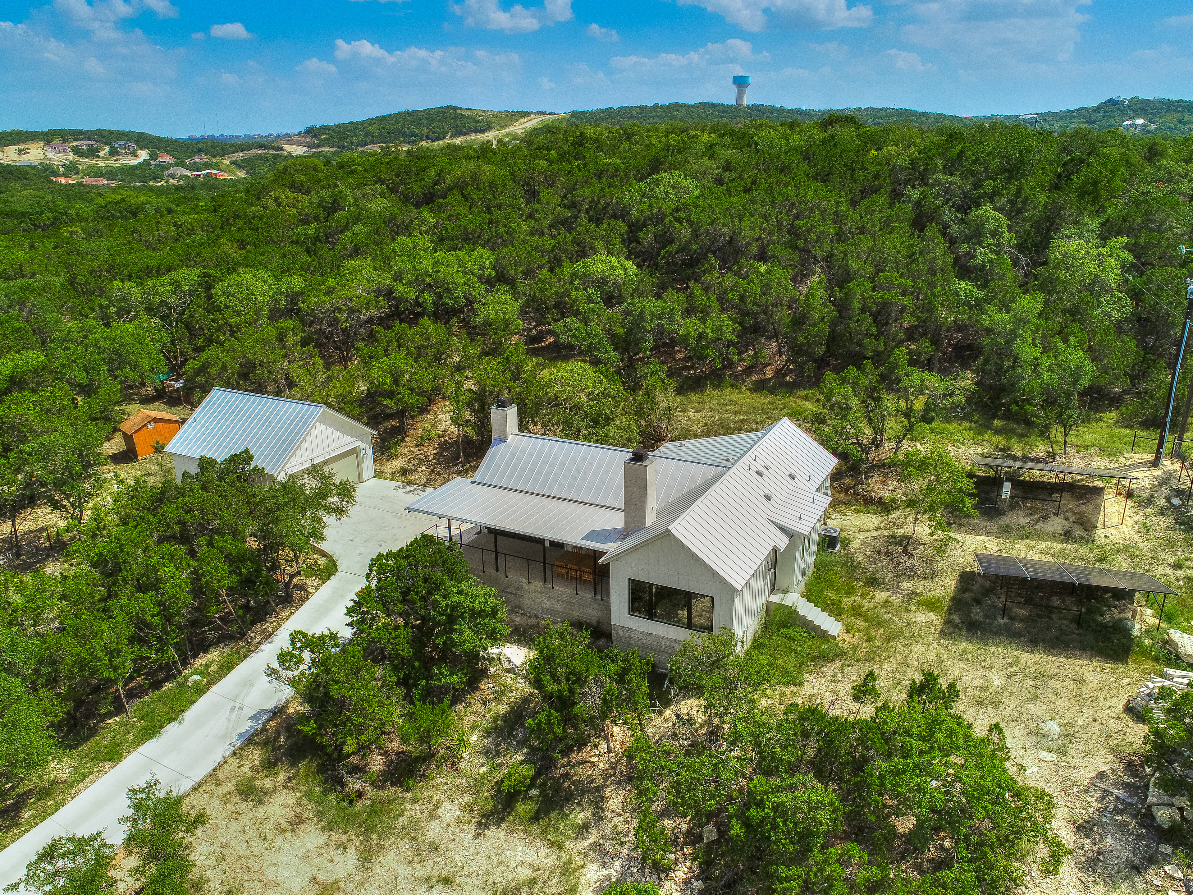 8820 Saddle Trail